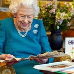 Królowa Elżbieta II odwołuje nawet wirtualne spotkania. Pałac Buckingham uspokaja