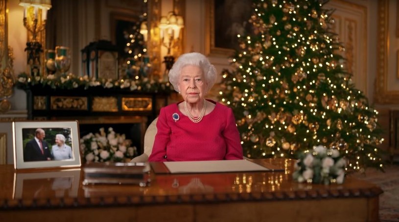 Królowa Elżbieta II podczas orędzia świątecznego /materiały źródłowe
