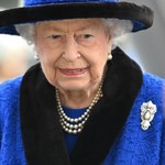 Królowa Elżbieta II podupadła na zdrowiu. "Porusza się na wózku"