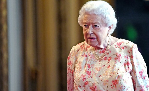 Królowa Elżbieta II powstrzyma brexit?