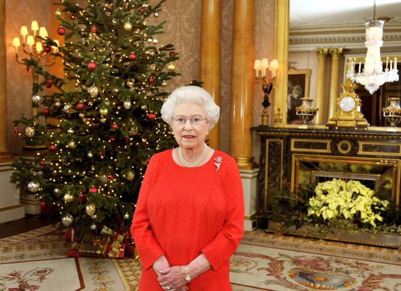 Królowa Elżbieta II stawiała w trakcie Bożego Narodzenia na tradycje /Anwar Hussein / Contributor /Getty Images