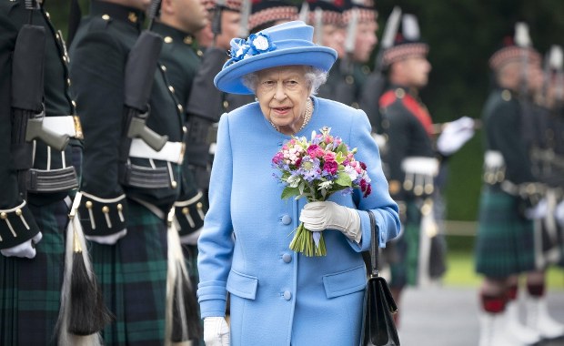 Królowa Elżbieta II traci jedno królestwo. Barbados ogłasza się republiką