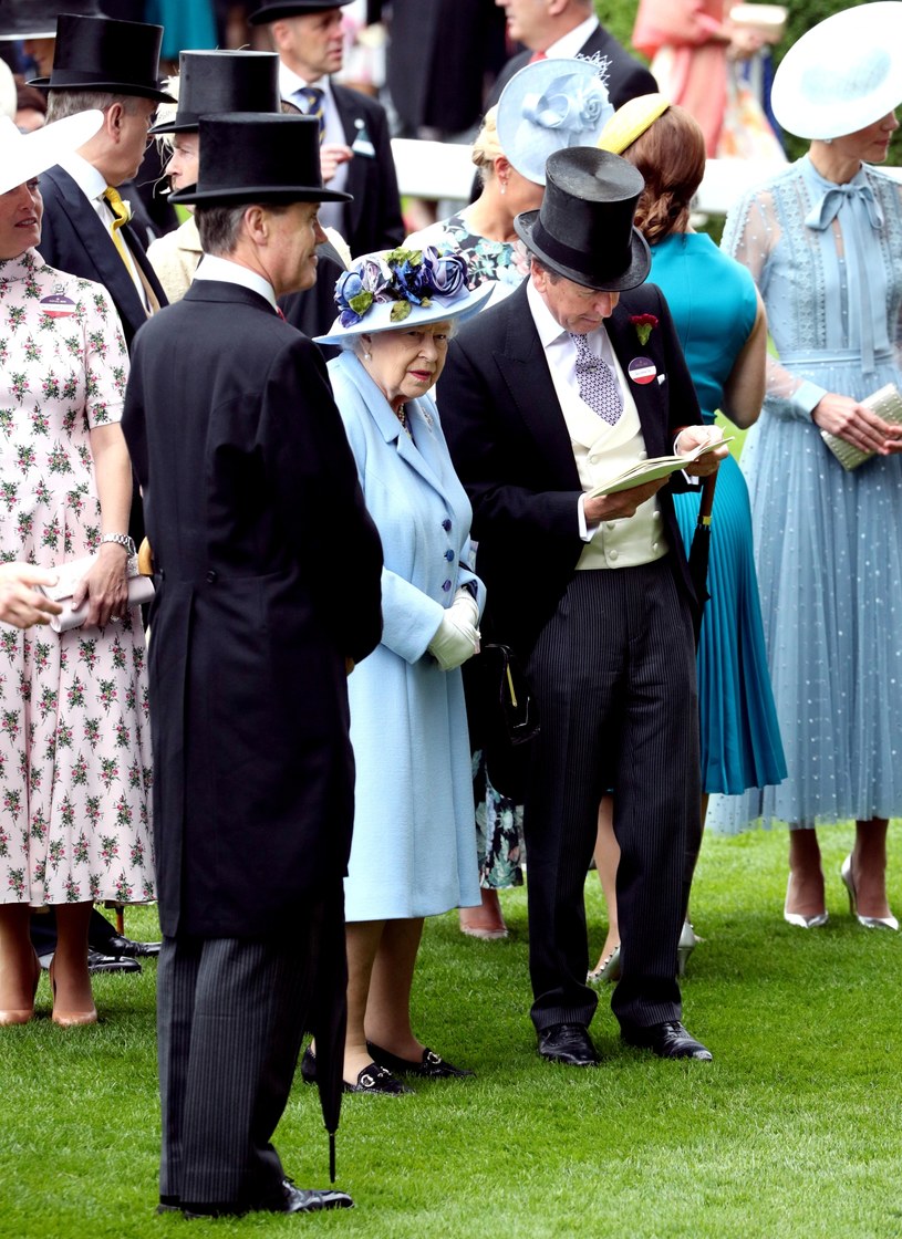 Królowa Elżbieta II w Ascot /Getty Images