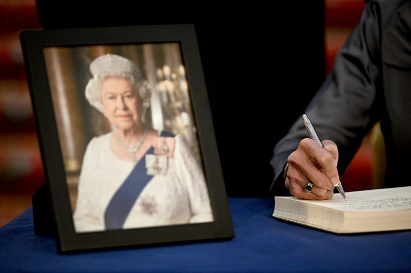 Królowa Elżbieta II /BRENDAN SMIALOWSKI / AFP /AFP