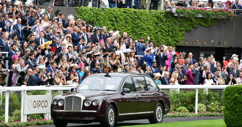 Królowa Elżbieta na wyścigach Royal Ascot /Chris Jackson /Getty Images