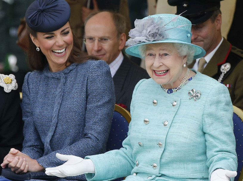Królowa naprawdę kocha taniec! /Getty Images