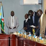 Krwawy konflikt w Sudanie Południowym: Jest pierwszy krok na trudnej drodze do pokoju