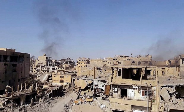 Krwawy zamach w syryjskim Dajr az-Zaur: Zginęło co najmniej 75 cywilów