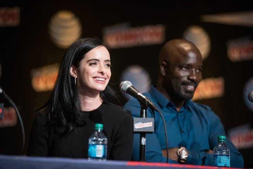 Krysten Ritter i Mike Colter /Dave Kotinsky /Getty Images