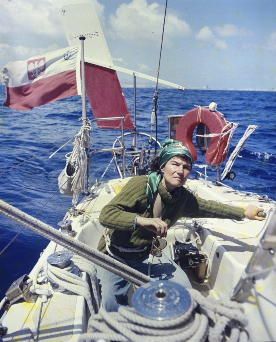 Krystyna Chojnowska-Liskiewicz na pokładzie "Mazurka" kwiecień 1978 roku /Jan Morek /PAP
