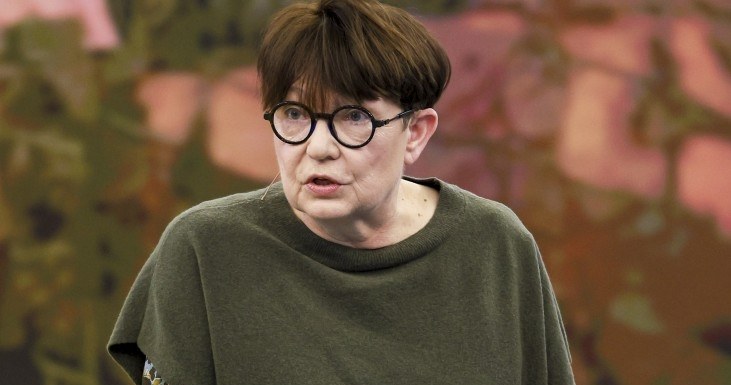 Krystyna Czubówna zdradziła, dlaczego nie ma męża /Gałązka /AKPA