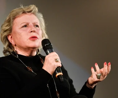 Krystyna Janda grzmi na Facebooku. Nie miała litości. "Przeklinam cię"