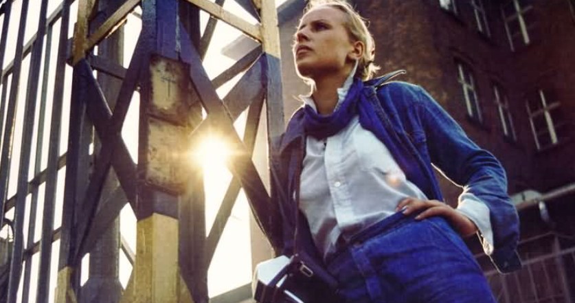 Krystyna Janda w filmie "Człowiek z marmuru" /filmpolski.pl /materiały prasowe