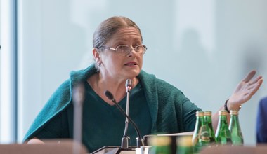 Krystyna Pawłowicz do Tomasza Treli: Łachu jeden! Na kolana, pod stół i odszczekać