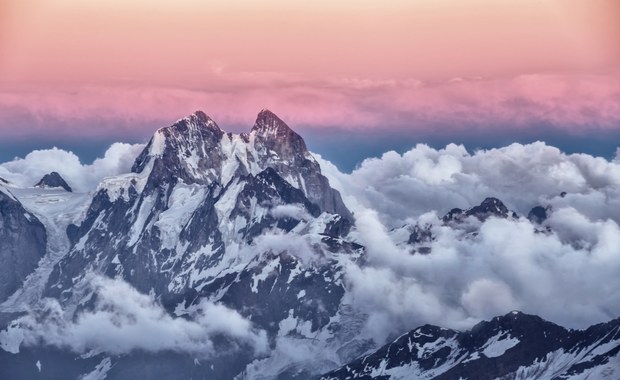 Krytyczna sytuacja na lodowcach w Alpach. Temperatura powyżej zera
