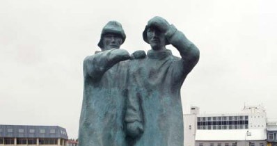 Kryzys na Islandii spowolnił rozwój budowlany i wstrzymał wiele inwestycji. /AFP