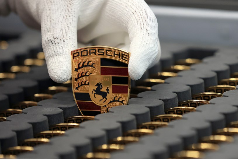 Kryzys nie oszczędza nawet Porsche. Firma szykuje się na okres wyzwań i trudności /Getty Images