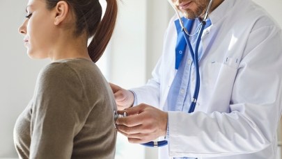 Krztusiec nie tylko u dzieci. Ekspertka: Każdy dorosły powinien się zaszczepić