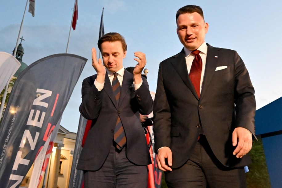 Krzysztof Bosak i Sławomir Mentzen /Piotr Polak /PAP