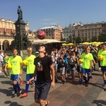 Krzysztof Golonka podjął wyzwanie RMF FM! Idąc, odbił piłkę aż 8491 razy!