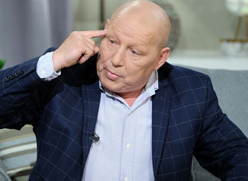 Krzysztof Jackowski od lat dzieli się z Polakami swoimi wizjami /Bartosz Krupa /East News