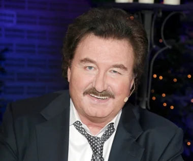 Krzysztof Krawczyk stworzył piosenkę, którą w latach 80. pokochała telewizja. Teraz niewielu o niej pamięta