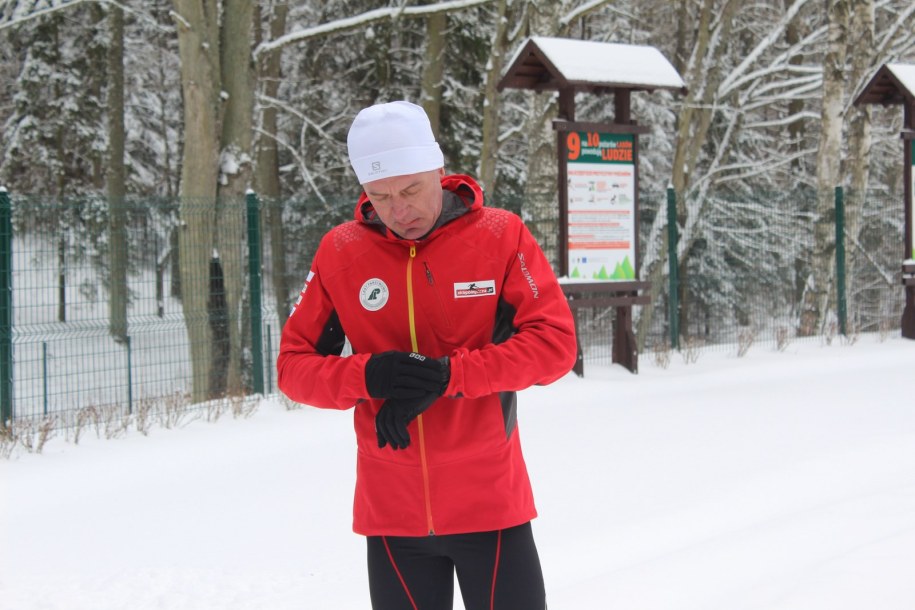Krzysztof Szwedzik wystartował punktualnie o 12 z Nadleśnictwa Kudypy pod Olsztynem /Piotr Bułakowski /RMF FM