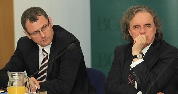 Krzysztof Zamasz (L), prezes Enei  i Krzysztof Kilian (P), prezes PGE /PAP