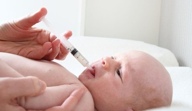 Krzywica u dzieci - jakie są jej przyczyny i jak się objawia?