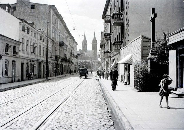 Krzyż graniczny pomiędzy Łodzią a dawną wsią Bałuty /UMŁ /Materiały prasowe