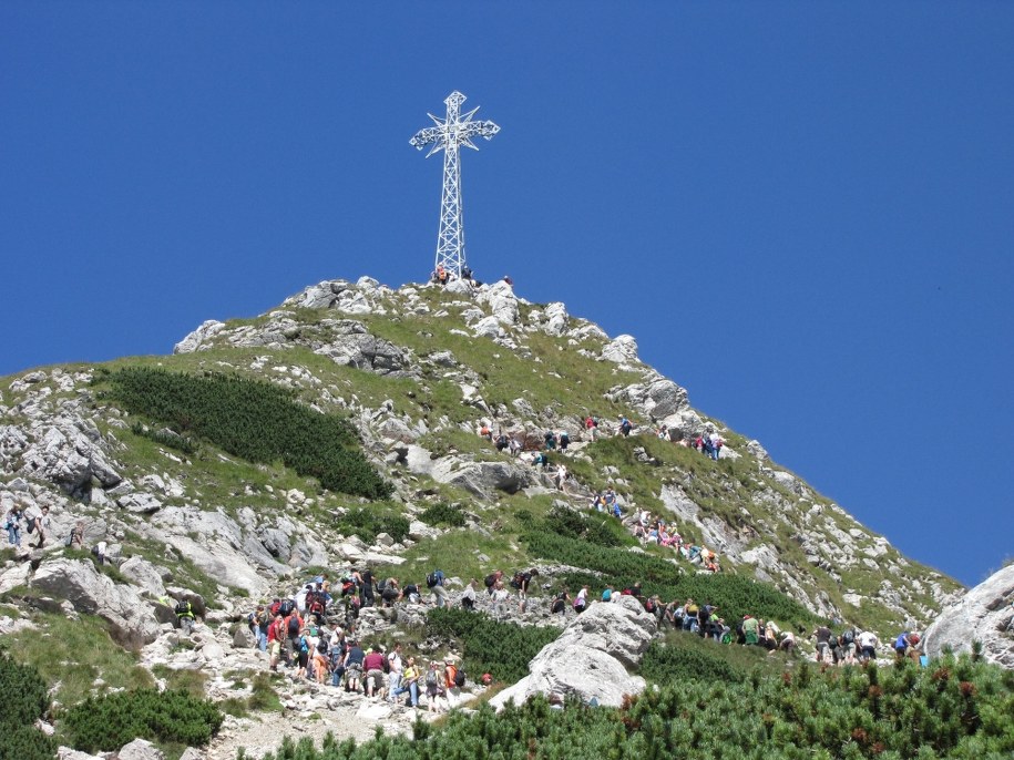 Krzyż na Giewoncie, zdj. archiwalne /Maciej Pałahicki /RMF FM