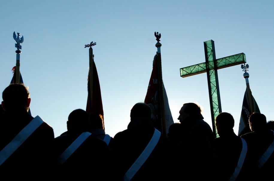 Krzyż we Włocławku /Wojciech Szabelski    /PAP