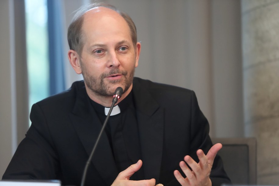 Ks. Leszek Gęsiak /Roman Zawistowski /PAP