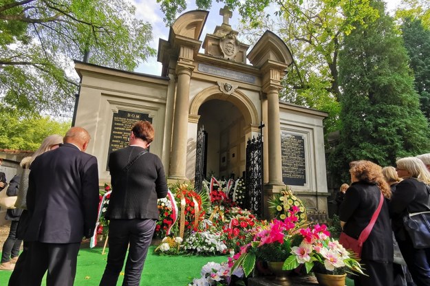Ks. Zdzisław Sochacki został pochowany w grobowcu Kapituły Metropolitalnej /Art Service 2 /PAP