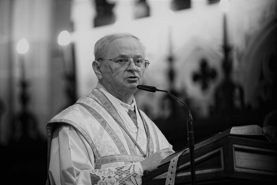 Ks. Zdzisław Sochacki /	Łukasz Gągulski /PAP