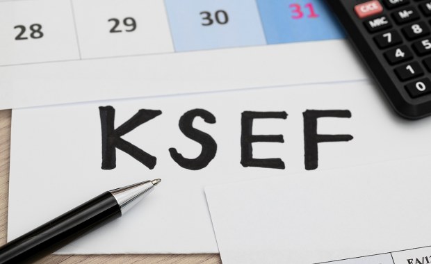 KSeF daje się we znaki. Księgowi przysypani fakturami