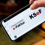 KSeF "KSeF nie może wejść w życie". Bosak: U progu katastrofy