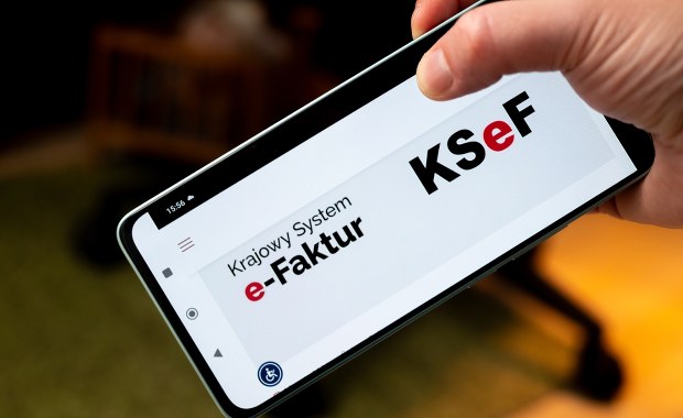 "KSeF nie może wejść w życie". Bosak: U progu katastrofy