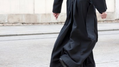 Ksiądz przed sądem w Sosnowcu. Wyłączono jawność procesu