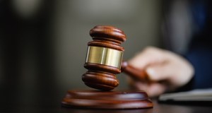 Ksiądz trafi na obserwację psychiatryczną. Miał zabić bezdomnego