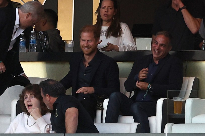 Książę Harry bawi się na meczu Interu Miami /Harry How /Getty Images