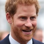 Książę Harry chciał się "wypisać" z rodziny królewskiej