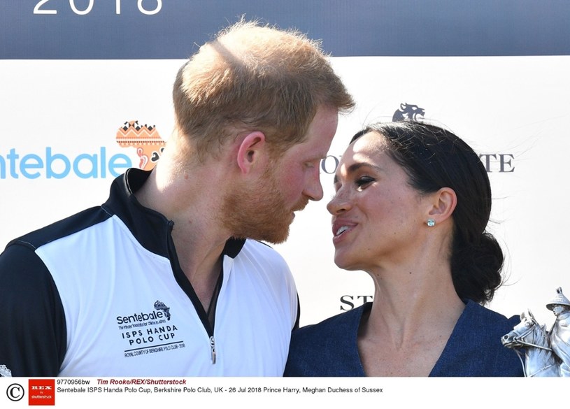 Książę Harry i księżna Meghan /Tim Rooke/REX Shutterstock /East News