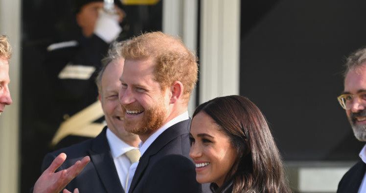 Książę Harry i Meghan Markle złożyli wizytę na zamku w Windsorze po drodze do Holandii /Karwai Tang / Contributor /Getty Images