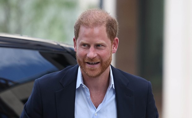 Książę Harry spotkał się z ojcem po raz pierwszy od ponad roku. Padły trzy słowa