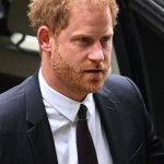 Elton John Książę Harry wrócił do Wielkiej Brytanii. Tym razem ma sprzymierzeńców