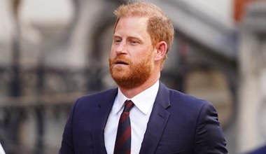 Książę Harry znów pojawił się przed sądem. Tym razem chce zatriumfować nad rodziną królewską