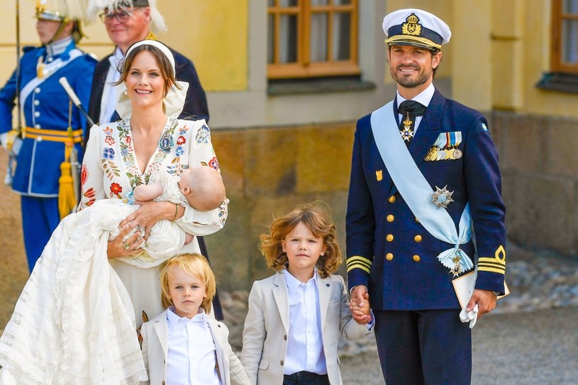 Książę Karol Filip i jego żona ochrzcili syna /The Mega Agency /Agencja FORUM