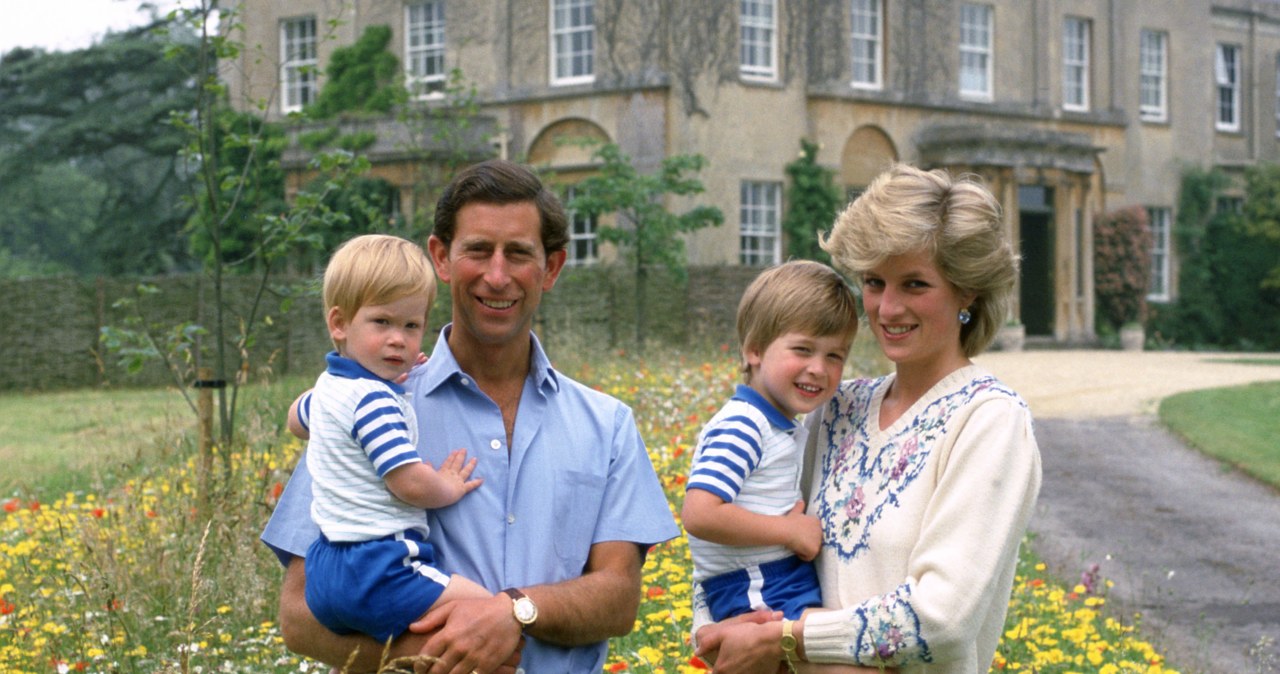 Książę Karol i księżna Diana z dziećmi w rezydencji Highgrove. Nasiona z książęcego ogrodu trafiły do Globalnego Banku Nasion /Tim Graham / Contributor /Getty Images