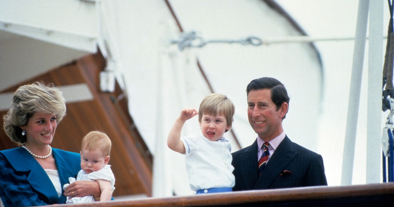 Książę Karol i mały William /Anwar Hussein /Getty Images